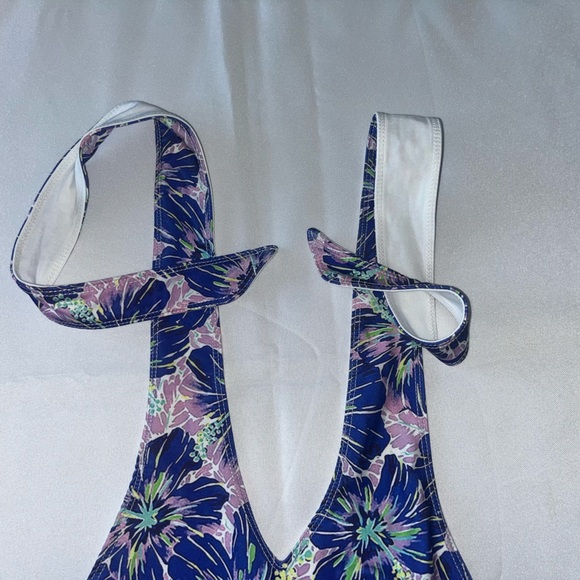 Icon Swim Bathing Suit Size XL, XL Swimsuit, Swimsuit, One Piece Bathing Suit, - Picture 4 of 7